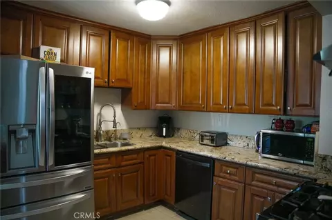 Kitchen - 1591 W Persimmon, Rialto, CA 92377 photo 2 of 2
