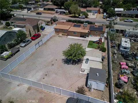 View/Area - 1591 W Persimmon, Rialto, CA 92377 photo 1 of 2