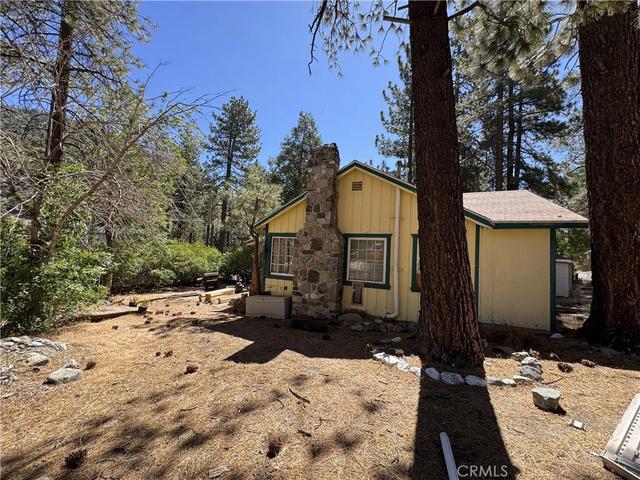 1459 Ross St, Wrightwood, CA 92397