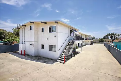 8219 2nd St, Paramount, CA 90723 photo 3
