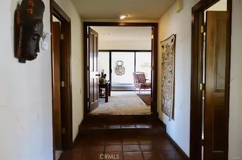 Entry Way - 15201 Pocahantas, Apple Valley, CA 92307 photo 3 of 3