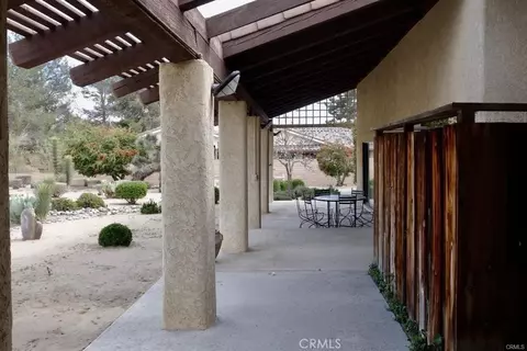 Exterior - 15201 Pocahantas, Apple Valley, CA 92307 photo 9 of 10