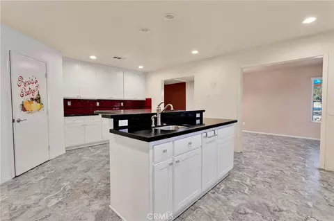 Kitchen - 18663 Mojave St, Hesperia, CA 92345 photo 4 of 6