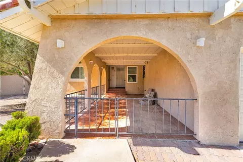 Exterior - 18663 Mojave St, Hesperia, CA 92345 photo 2 of 10