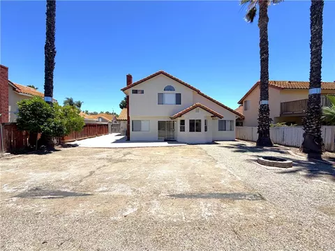 Exterior - 39858 Amberley Cir, Temecula, CA 92591 photo 3 of 6