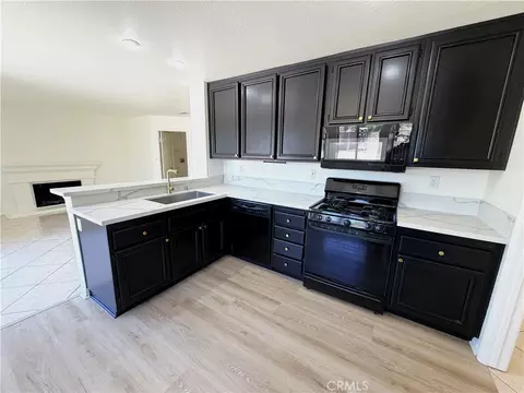 Kitchen - 39858 Amberley Cir, Temecula, CA 92591 photo 1 of 2