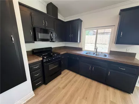 1502 Berkeley Dr, Redlands, CA 92374 photo 10