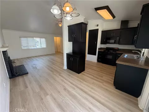 1502 Berkeley Dr, Redlands, CA 92374 photo 7