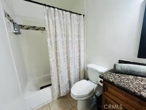 Bath - 7304 Exeter St #E, Paramount, CA 90723 photo 4 of 4