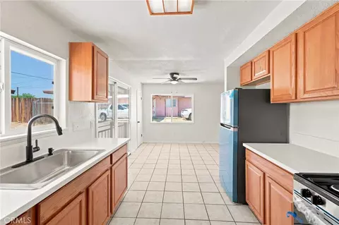 Kitchen - 1148 E Virginia Way, Barstow, CA 92311 photo 2 of 2