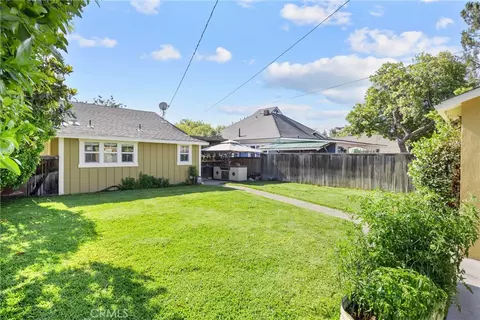 Exterior - 585 N 8th, Upland, CA 91786 photo 12 of 20