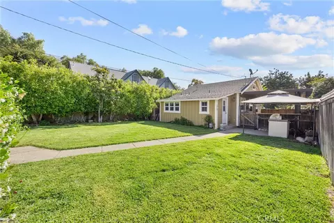 Exterior - 585 N 8th, Upland, CA 91786 photo 11 of 20
