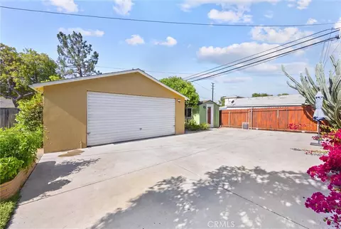 Exterior - 585 N 8th, Upland, CA 91786 photo 18 of 20