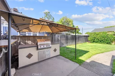 Exterior - 585 N 8th, Upland, CA 91786 photo 10 of 20