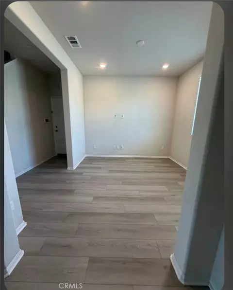 35259 Els, Beaumont, CA 92223 photo 5