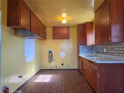 1206 W 134th, Compton, CA 90222 photo 4