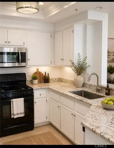 Kitchen - 8 Magellan Aisle, Irvine, CA 92620 photo 1 of 3