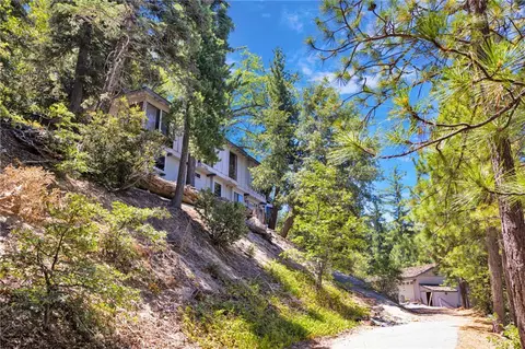 Exterior - 1333 Finger, Lake Arrowhead, CA 92352 photo 2 of 9