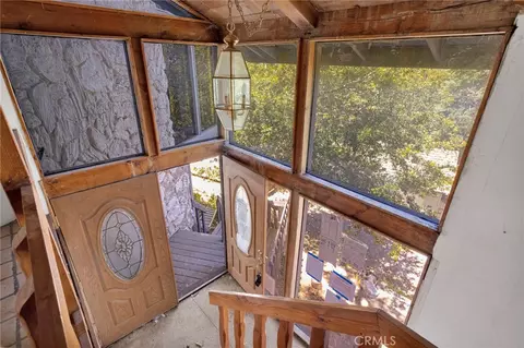 Entry Way - 1333 Finger, Lake Arrowhead, CA 92352 photo 1 of 4