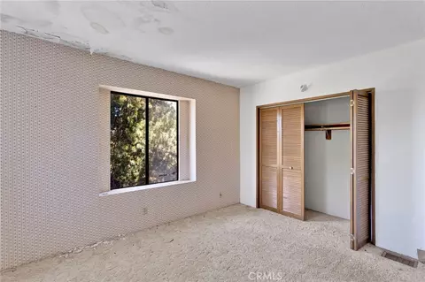 Bedroom - 1333 Finger, Lake Arrowhead, CA 92352 photo 2 of 5