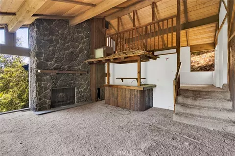 Living - 1333 Finger, Lake Arrowhead, CA 92352 photo 4 of 7