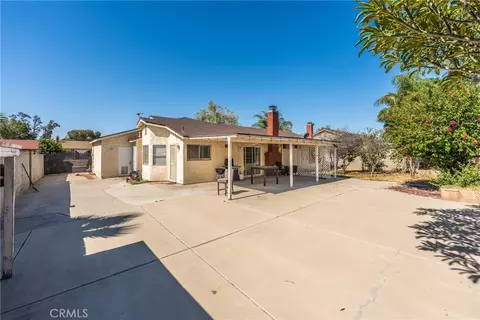 Exterior - 1028 W Woodcrest, Bloomington, CA 92316 photo 4 of 4