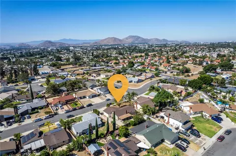 View/Area - 1028 W Woodcrest, Bloomington, CA 92316 photo 5 of 6