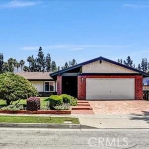 610 W Edith Ann Dr, Azusa, CA 91702