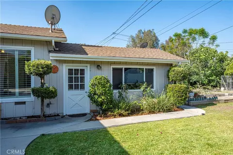 Exterior - 543 Ranch Ln, Glendora, CA 91741 photo 4 of 20