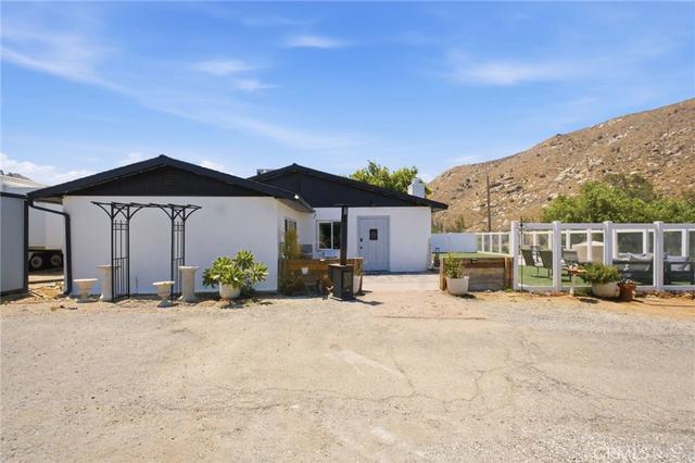 9200 Reche Cyn, Colton, CA 92324