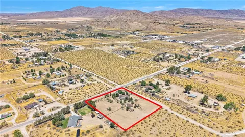 View/Area - 10055 Baker Rd, Lucerne Valley, CA 92356 photo 3 of 11