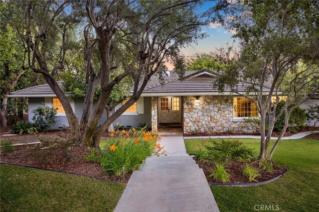 1060 W Leadora Ave, Glendora, CA 91741