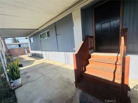 46 Roud Table Dr, Riverside, CA 92507 photo 4
