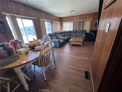 46 Roud Table Dr, Riverside, CA 92507 photo 6