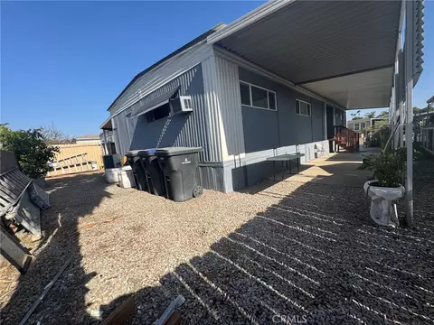 46 Roud Table Dr, Riverside, CA 92507 photo 17