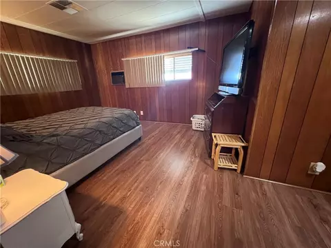 46 Roud Table Dr, Riverside, CA 92507 photo 9