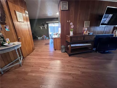 46 Roud Table Dr, Riverside, CA 92507 photo 14