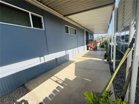46 Roud Table Dr, Riverside, CA 92507 photo 21