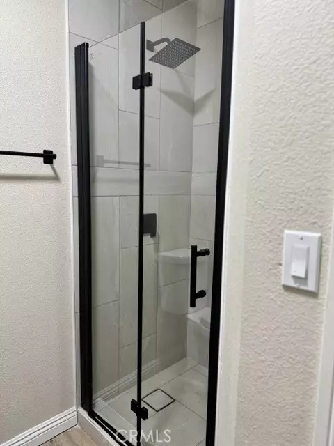 Bath - 1237 Roxbury, San Bernardino, CA 92404 photo 3 of 3