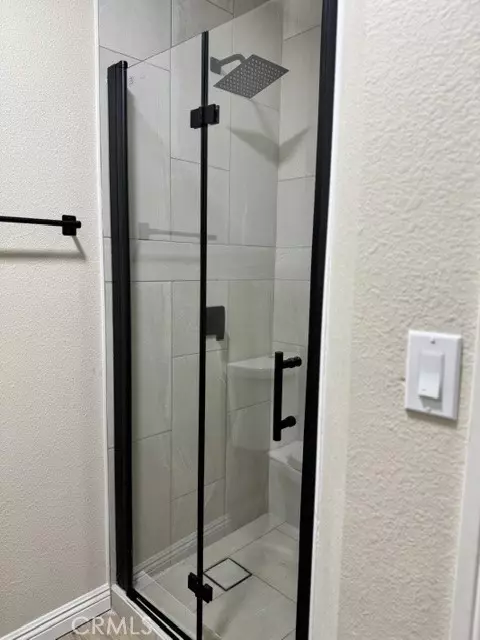 Bath - 1237 Roxbury, San Bernardino, CA 92404 photo 3 of 3
