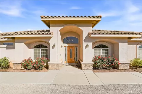 5773 Merito St, Hesperia, CA 92344