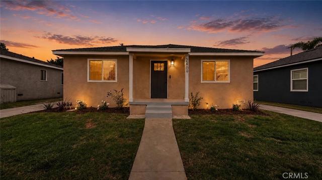 2409 Pepperwood Ave, Long Beach, CA 90815