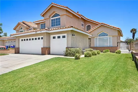 6523 Blanchard Ave, Fontana, CA 92336