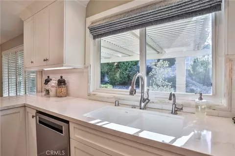Kitchen - 1345 N Erin Ave, Upland, CA 91786 photo 5 of 6