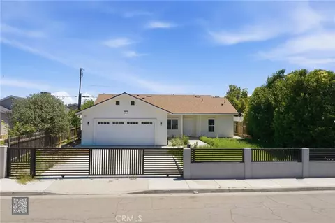 805 Lawson, Bakersfield, CA 93307