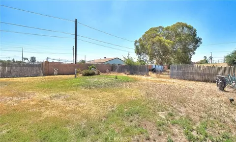 Exterior - 550 W Laurel, Colton, CA 92324 photo 7 of 9