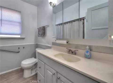 Bath - 550 W Laurel, Colton, CA 92324 photo 1 of 2