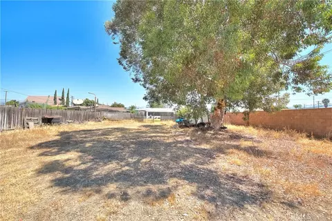 Exterior - 550 W Laurel, Colton, CA 92324 photo 9 of 9