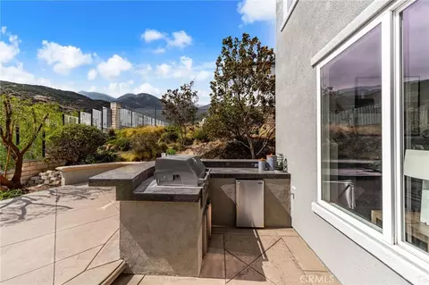 4568 Creekside, Fontana, CA 92336 photo 50
