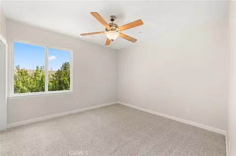 4568 Creekside, Fontana, CA 92336 photo 39